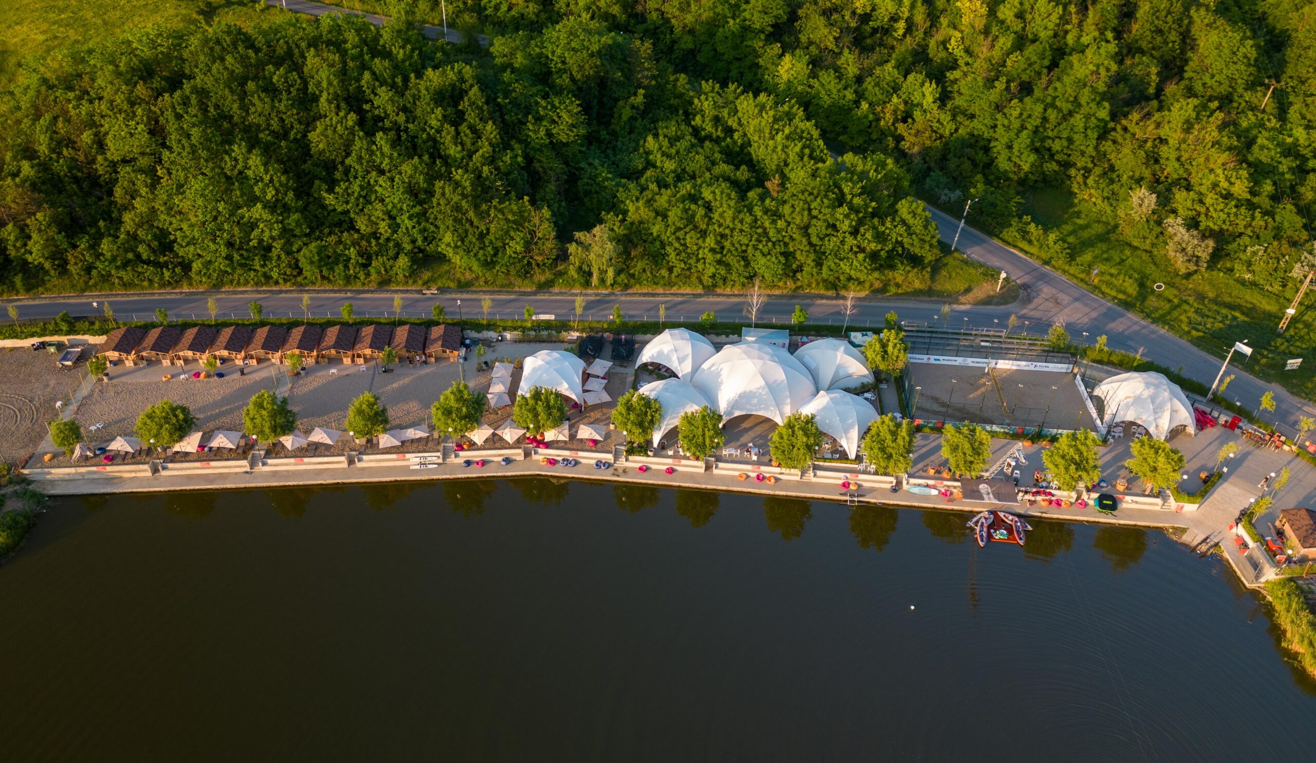 Brizo sports center tent