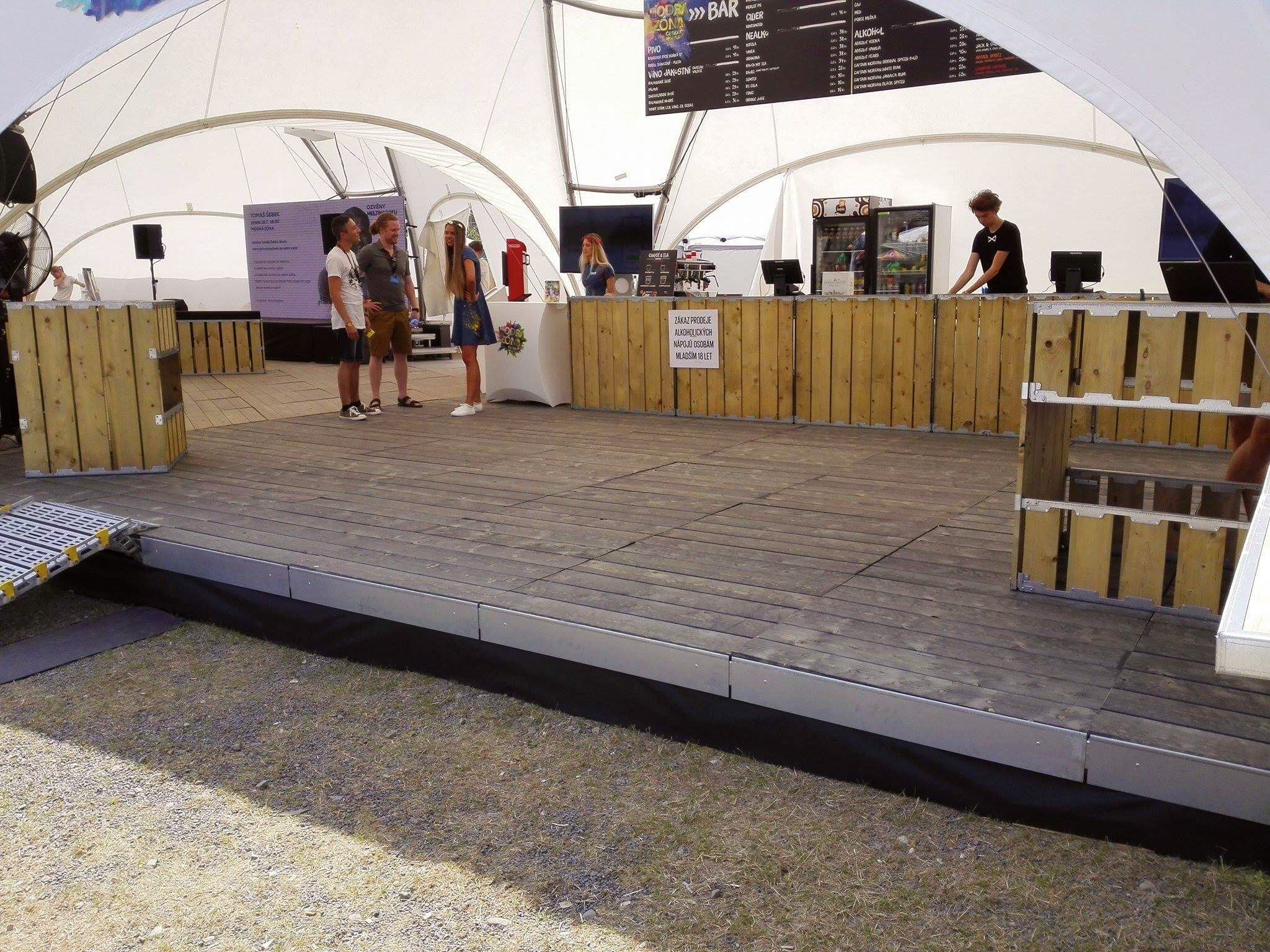 CE Bar Original Table Cube Original CS HDL COL Branded Mounting – Festival – Village