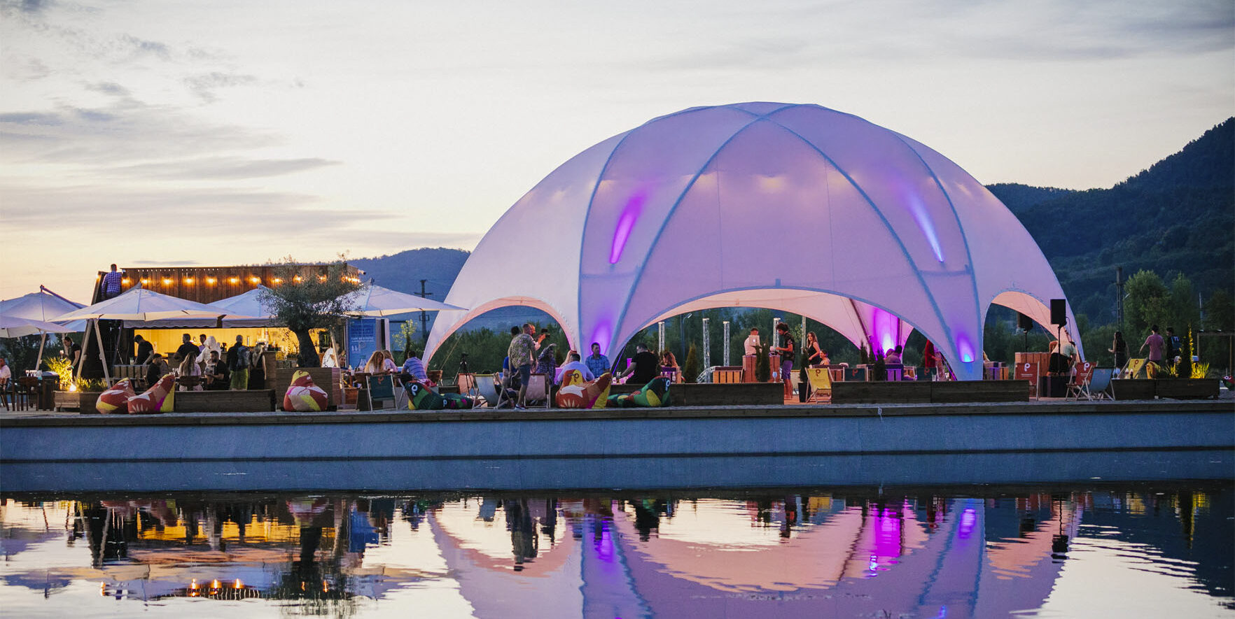 Hexadome