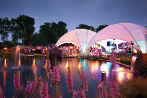 Commercial event tent